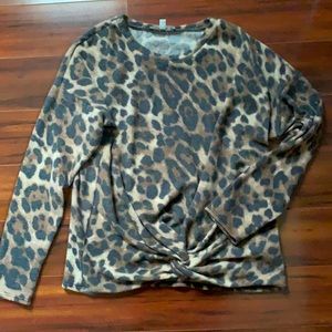 Gaze leopard print soft long sleeve top sz l nwt’s